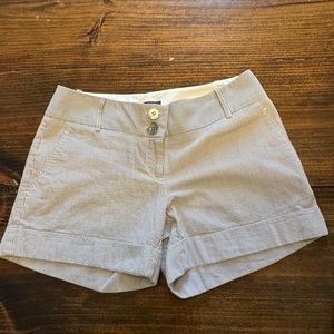The Limited Seersucker Striped Shorts 4” inseam size 2